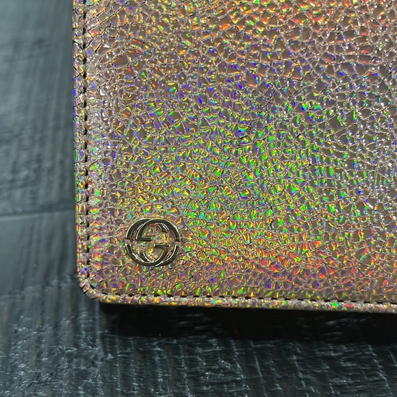 GUCCI Iridescent clutch - Picture 2 of 8